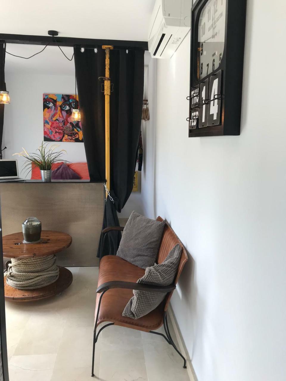 Studio "Mosaico" With Parking, Air Conditioner, Pool, Fibre Optic 600Mb Included Tarifa Bagian luar foto
